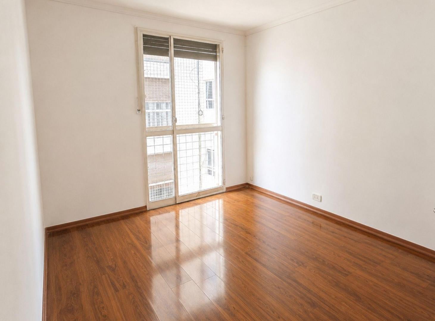 Foto de VENTA DPTO 4 AMB VTE LOPEZ CREDITO BALCON JARDIN, imagen 3