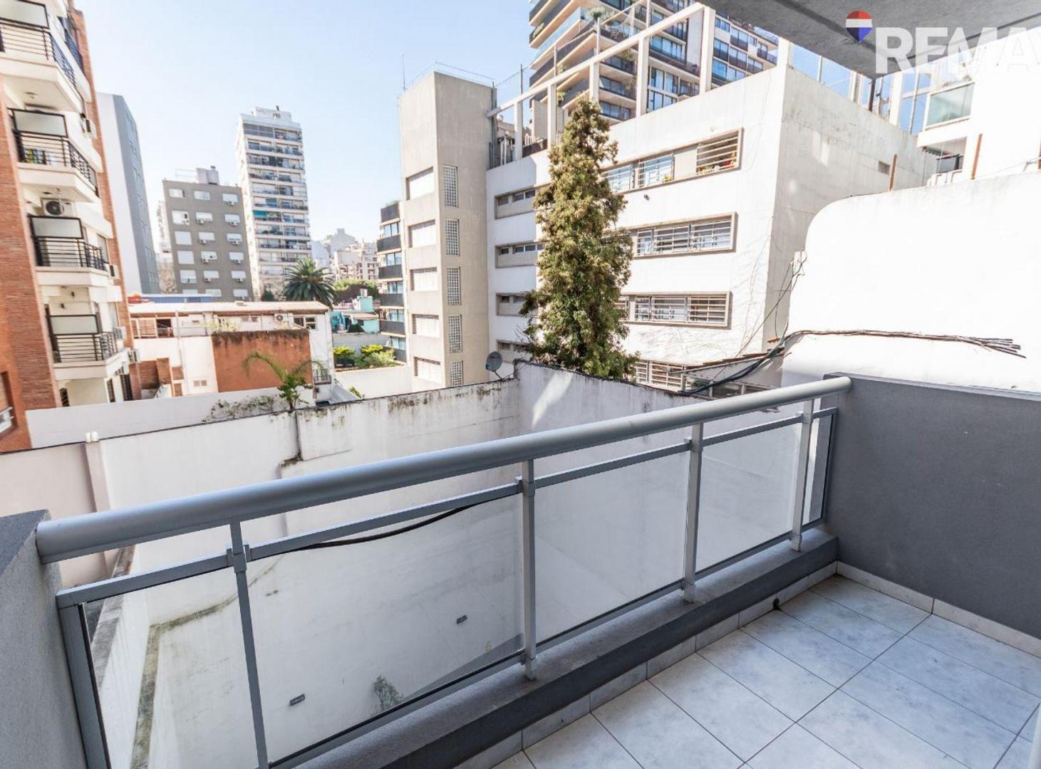Foto de Venta monoambiente Flores a 1 cuadra del subte, imagen 1