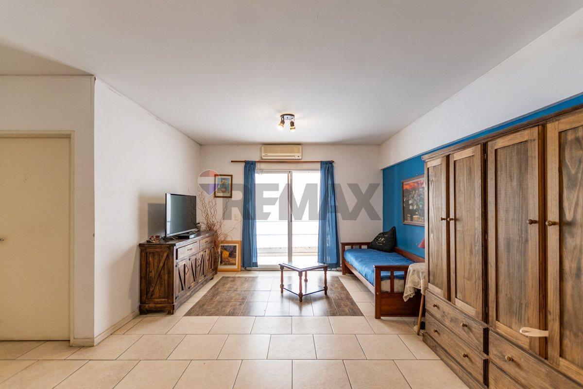 Foto de DEPTO 2 AMB VENTA C/COCHERA APTO PROFESIONAL, imagen 1