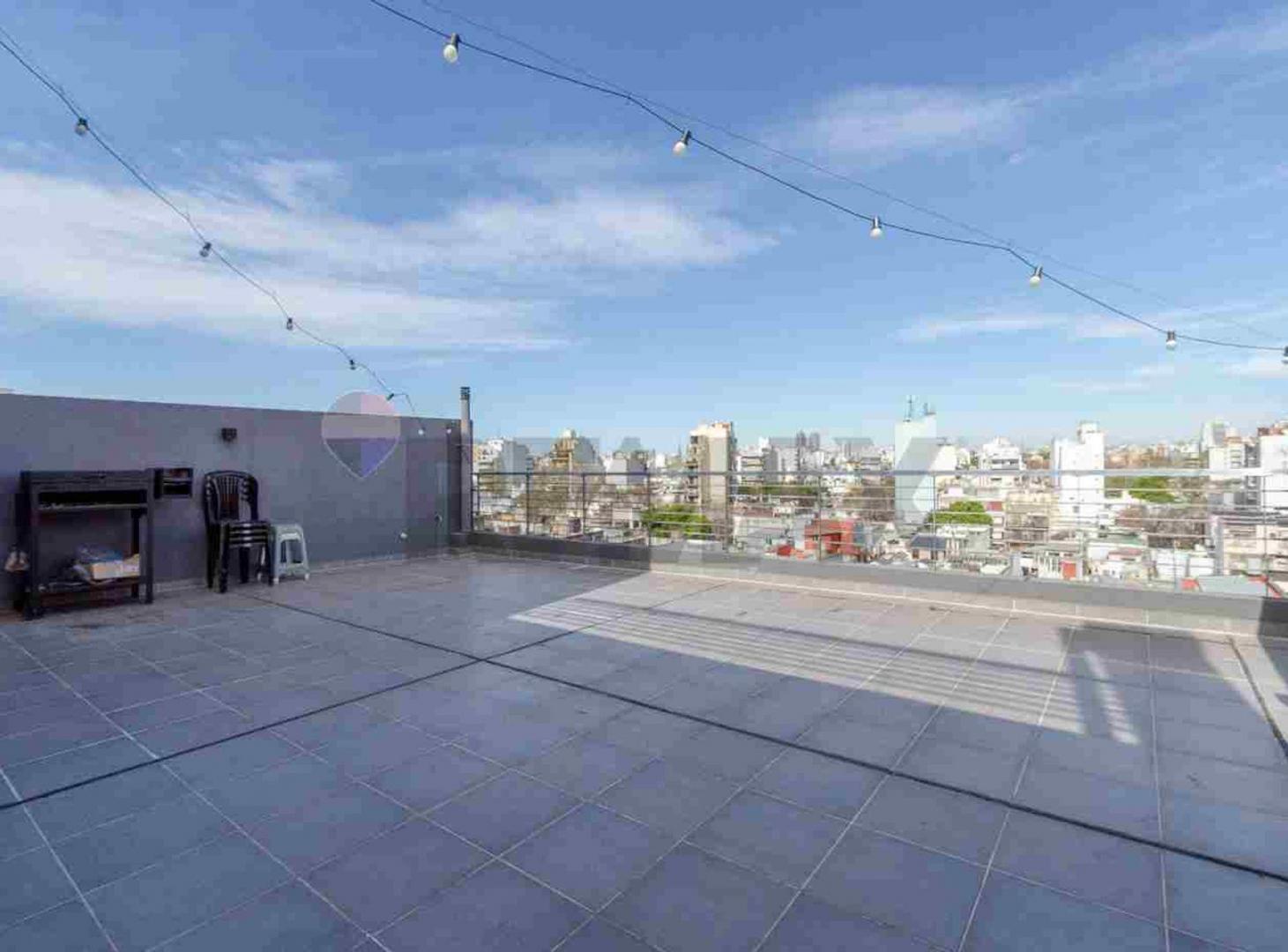 Foto de DEPTO 2 AMB AL FRENTE CON BALCON Y TERRAZA PROPIA, imagen 2