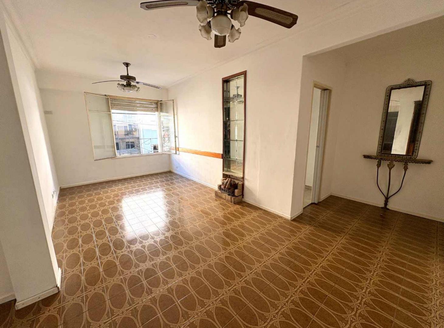 Foto de VENTA DEPTO 3 AMB BARRACAS, imagen 3