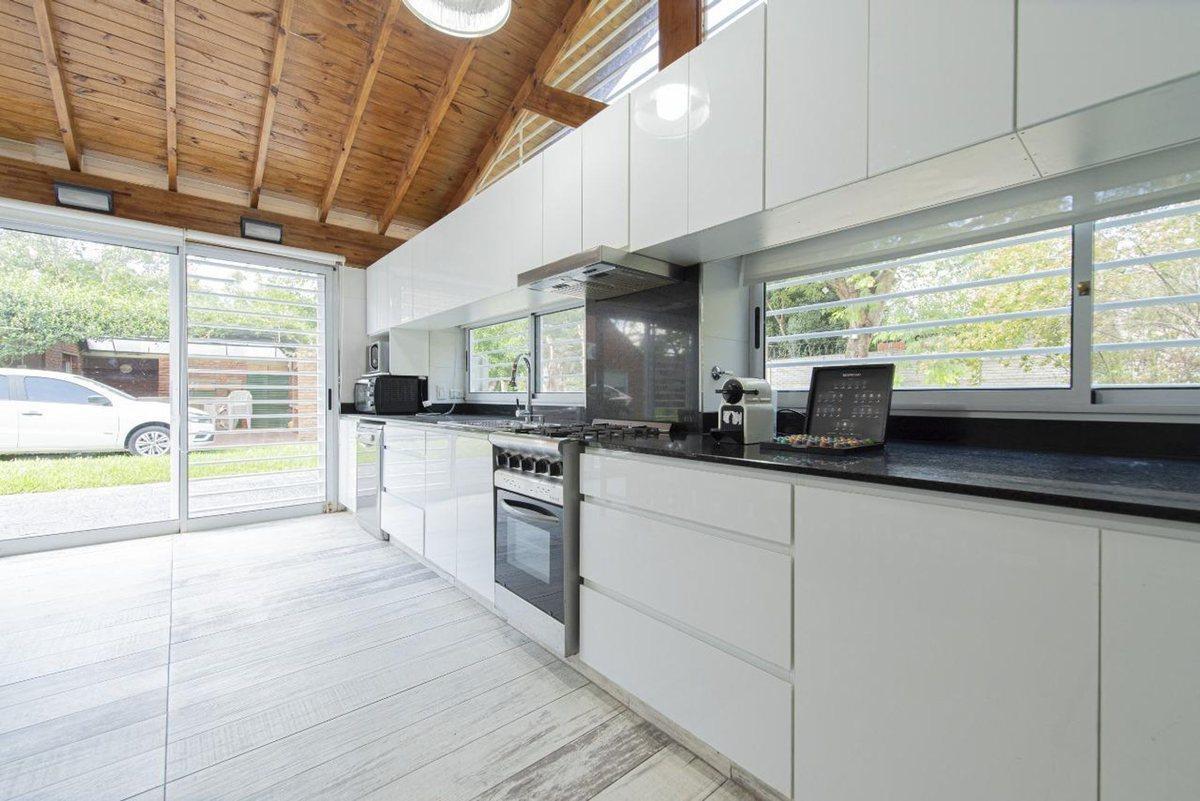Foto de Venta Exclusiva casa en Country Kadyma, imagen 2