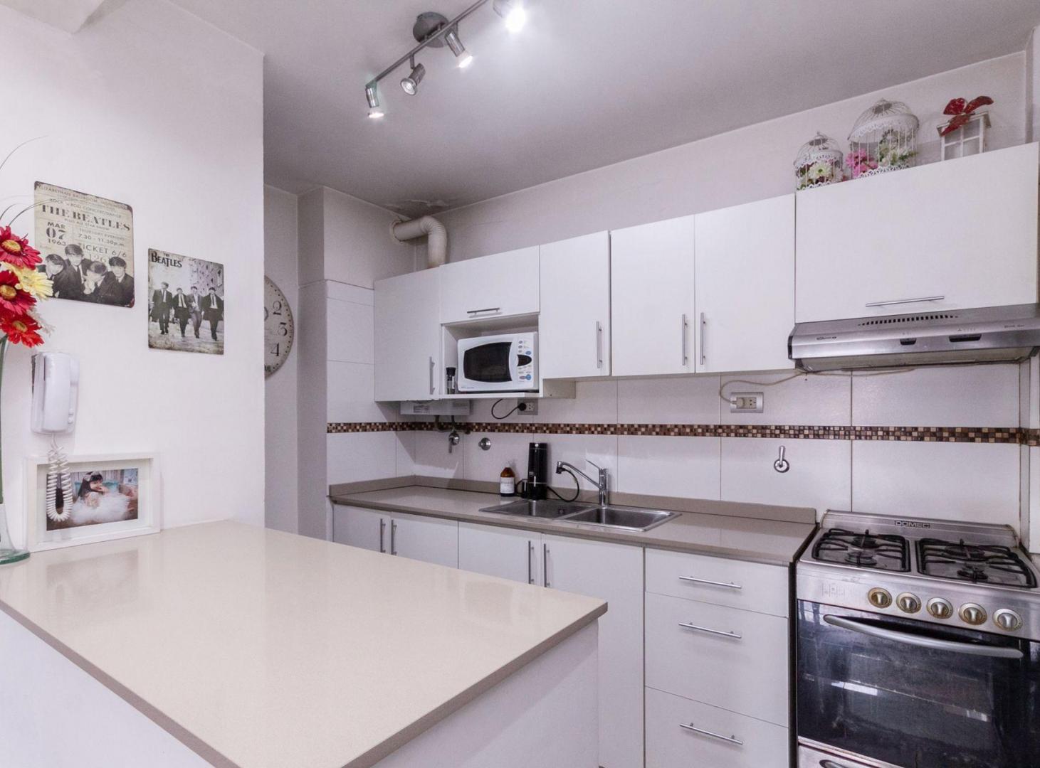 Foto de VENTA - DPTO 3 AMB AL FRENTE BALCON - LANUS OESTE, imagen 1