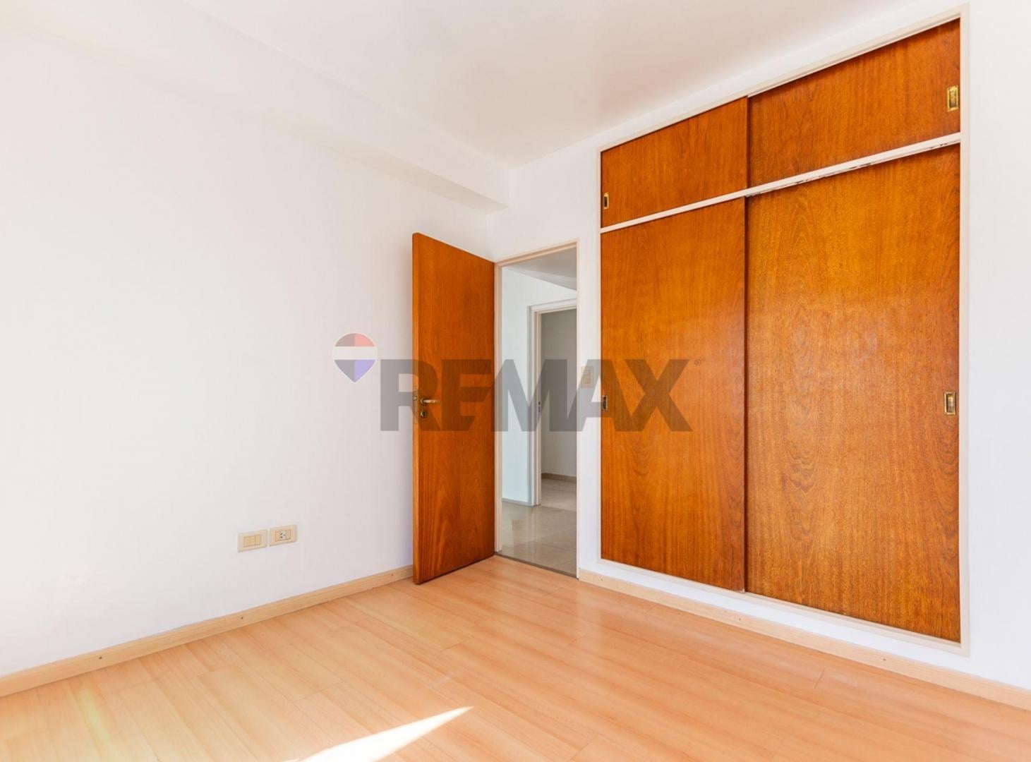 Foto de VENTA 2 AMB VISTA PANORAMICA EN MONTE CASTRO, imagen 2