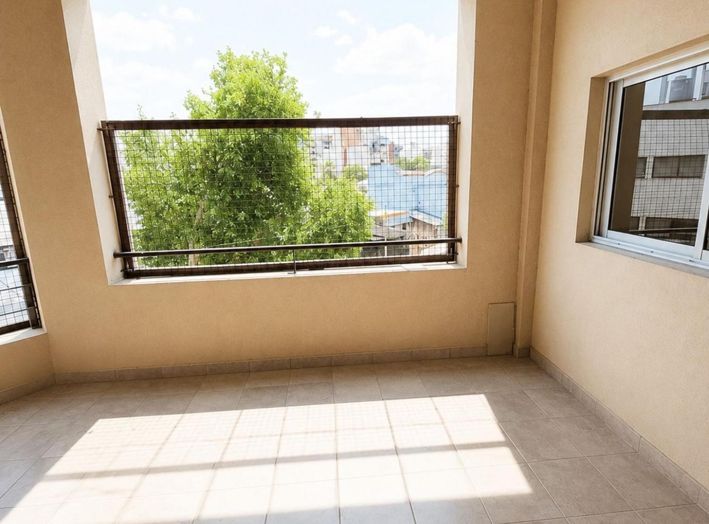 Foto de ALQUILER Dpto 5 Amb Balcon Pileta Sum cochera, imagen 4
