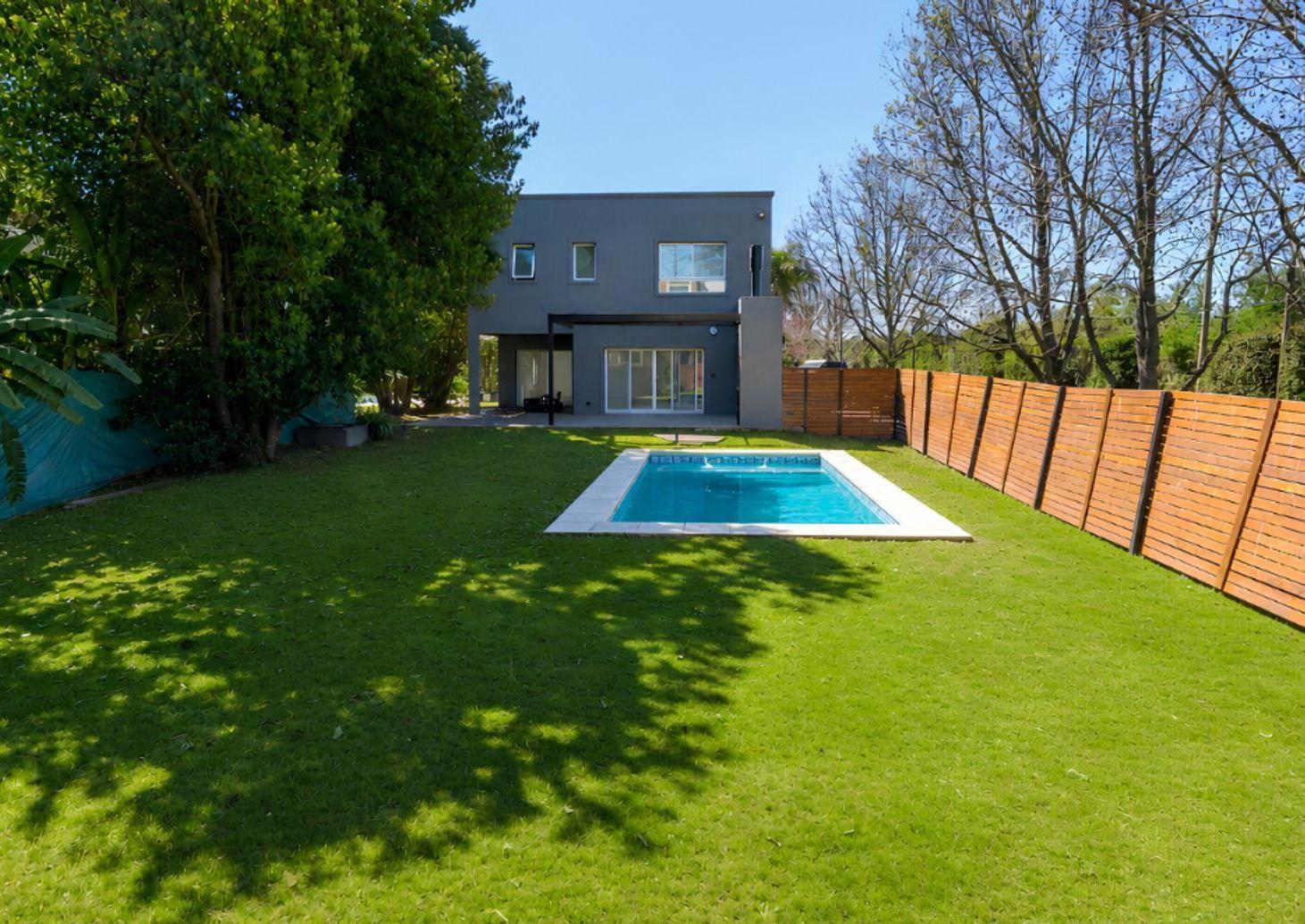 Foto de Casa c/Pileta Jardín y Amarra Boat Center Nordelta, imagen 5