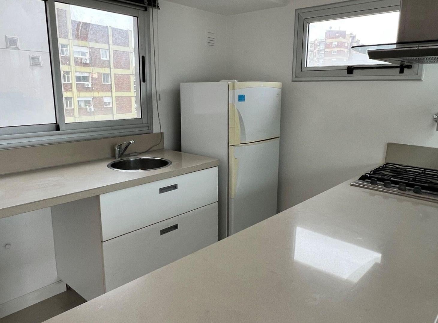 Foto de Alquiler depto 2 Amb c/ Terraza y Amenities, imagen 2