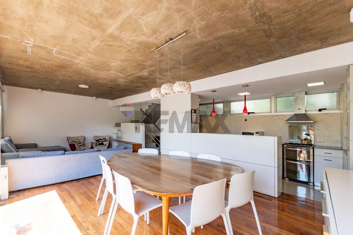 Foto de DEPTO TRIPLEX 4 AMB EN ALQUILER NUÑEZ C/ COCHERA, imagen 4
