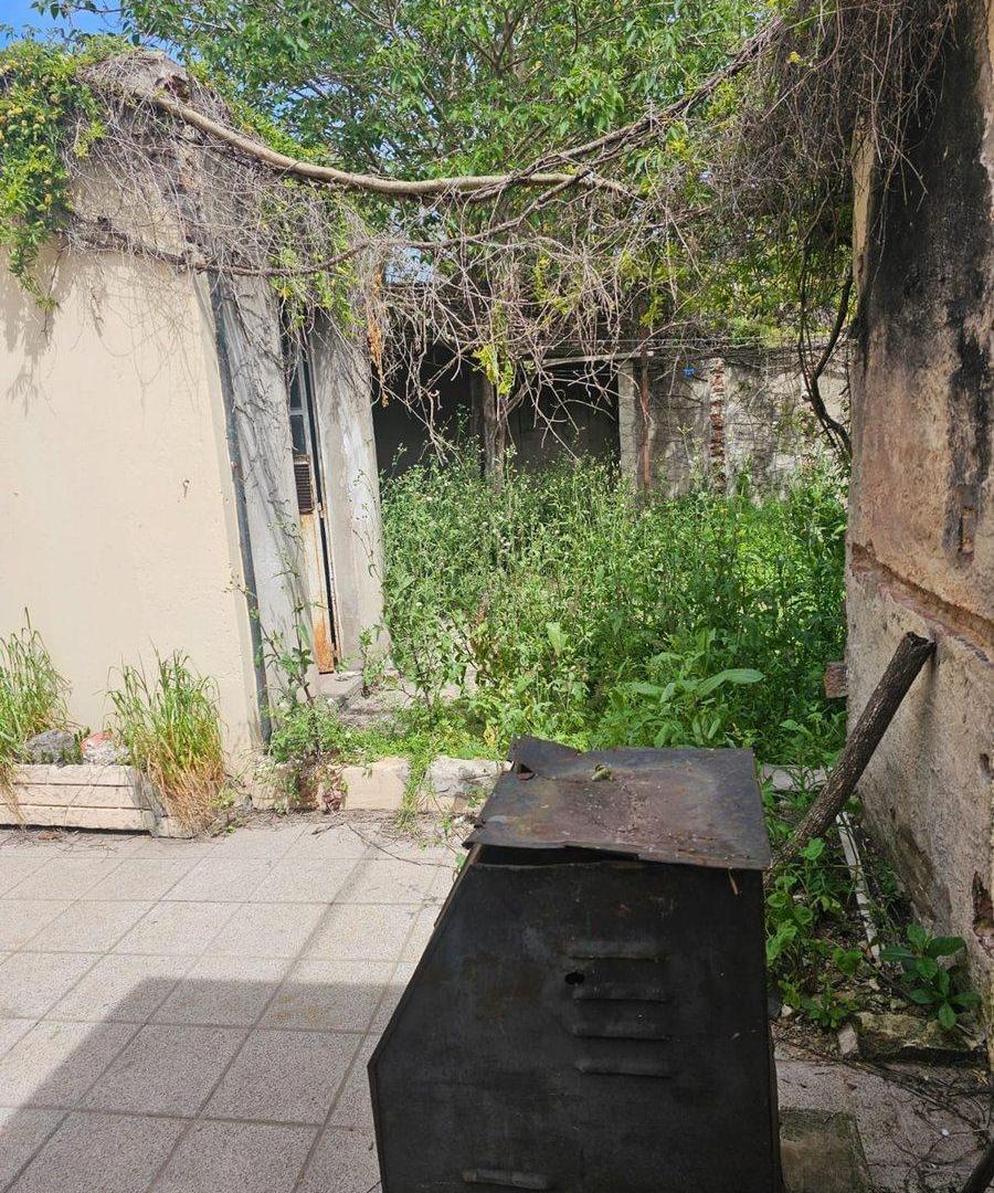 Foto de VENTA CASA 4 AMB -PATIO -JARDIN-GARAGE-LAVALLOL, imagen 3
