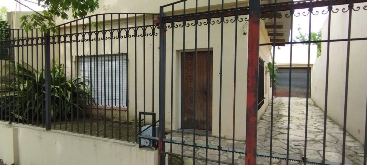 Foto de VENTA CASA 4 AMB -PATIO -JARDIN-GARAGE-LAVALLOL, imagen 4