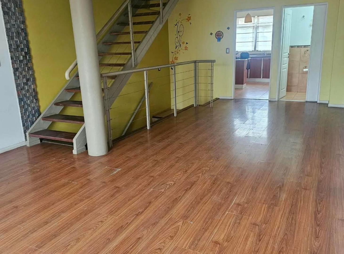 Foto de VENTA DUPLEX 4 AMB BALC LUM FTEBAUL COCH-CABALLITO, imagen 2