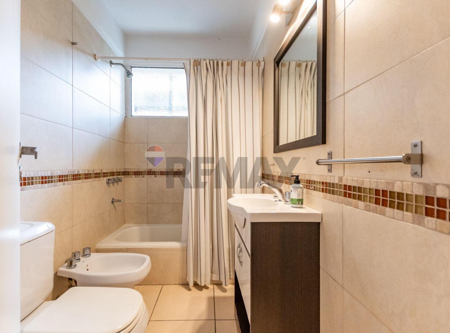 Foto de VENTA 3 AMB Y DEPENDENCIA CABALLITO EXC UBICACION, imagen 5