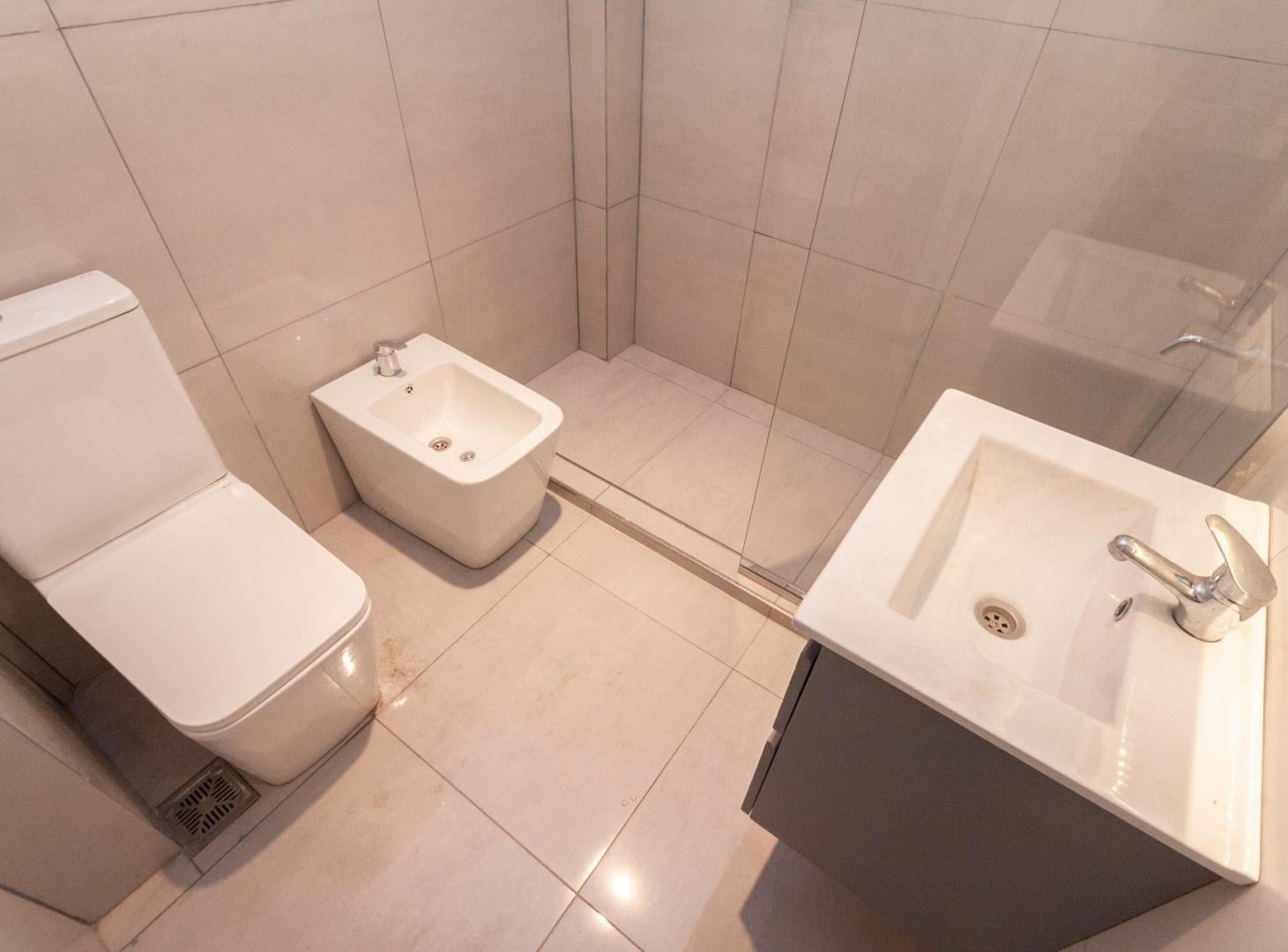 Foto de VENTA DE PH 2 AMBIENTES EN FLORES, imagen 2