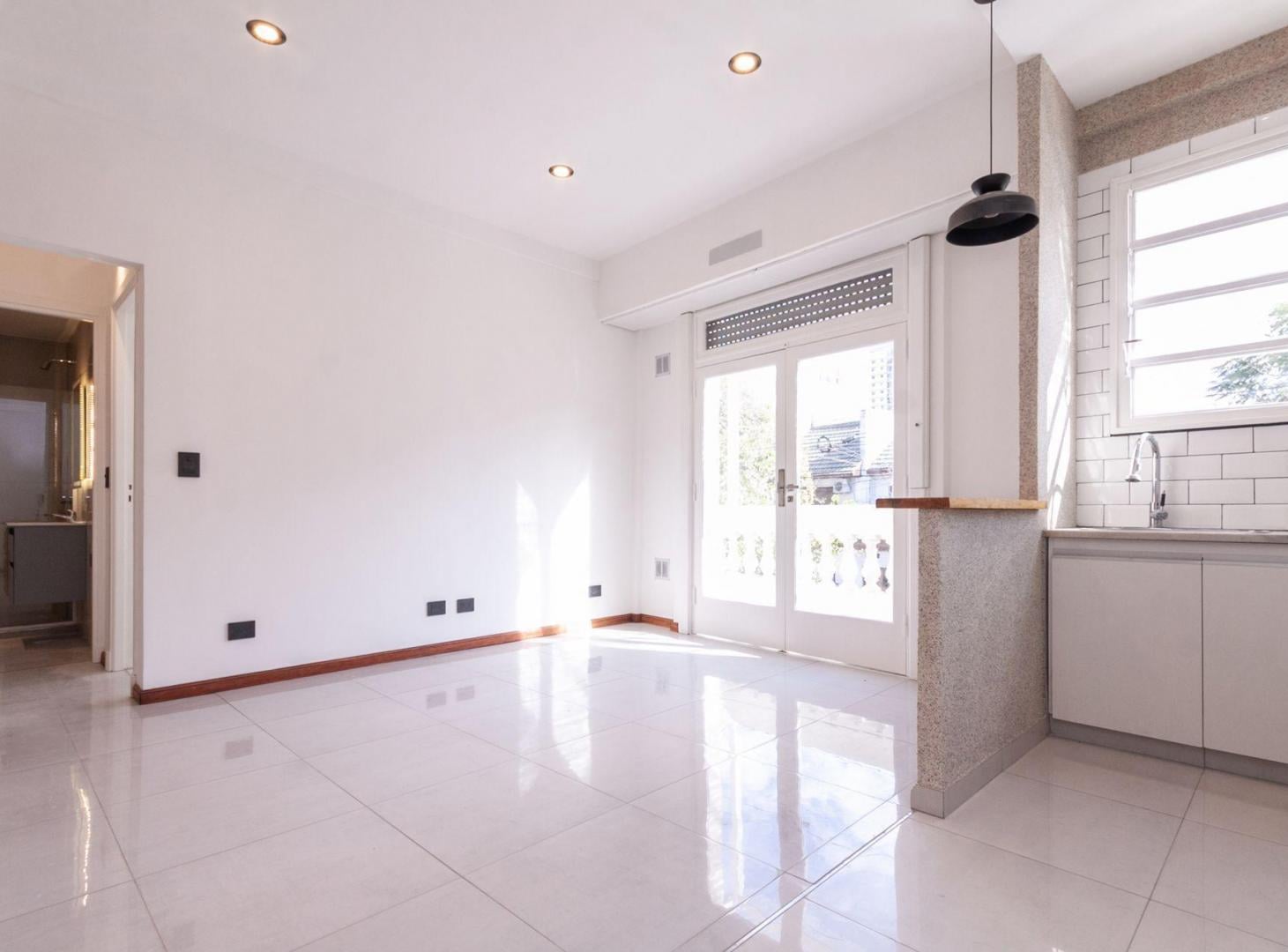 Foto de VENTA DE PH 2 AMBIENTES EN FLORES, imagen 4