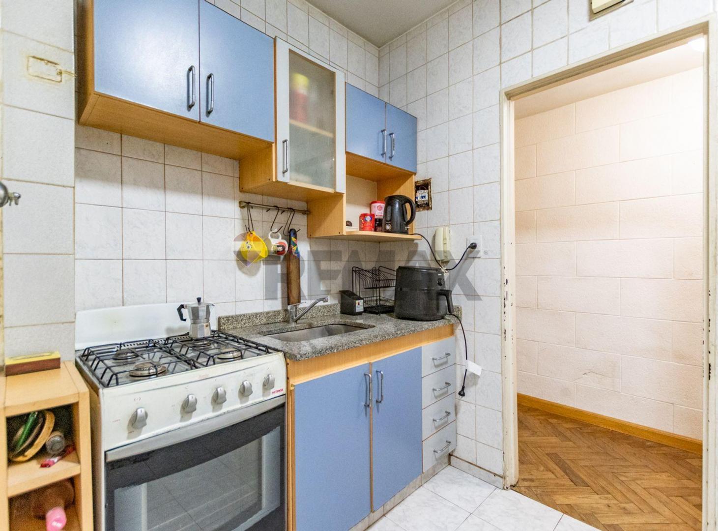 Foto de VENTA DEPARTAMENTO 2 AMB CON PATIO EN BALVANERA, imagen 2