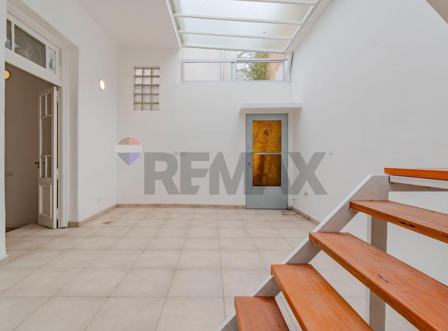 Foto de PH EN VENTA 4 AMB CON TERRAZA REFACCIONADO TOTAL!, imagen 5