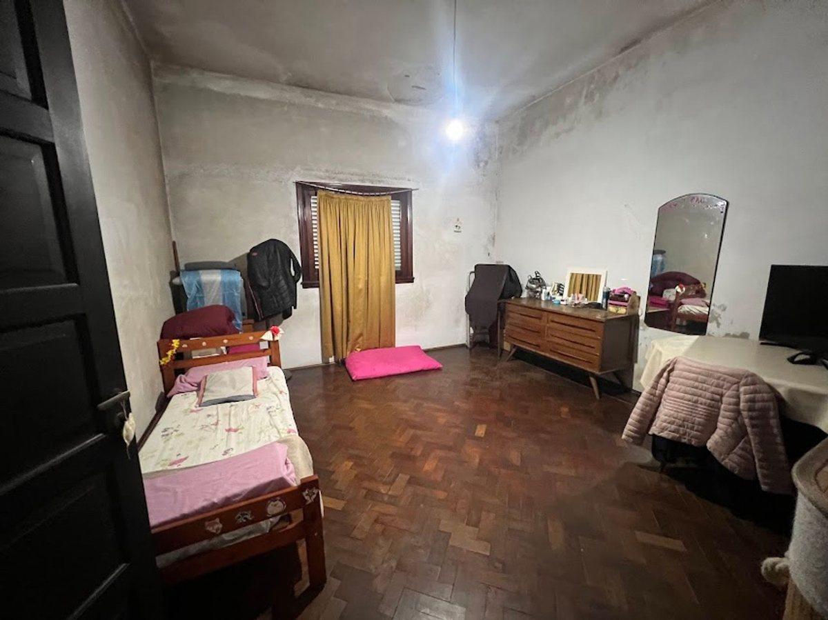 Foto de En venta casa de 3 ambientes en Lanús, imagen 4