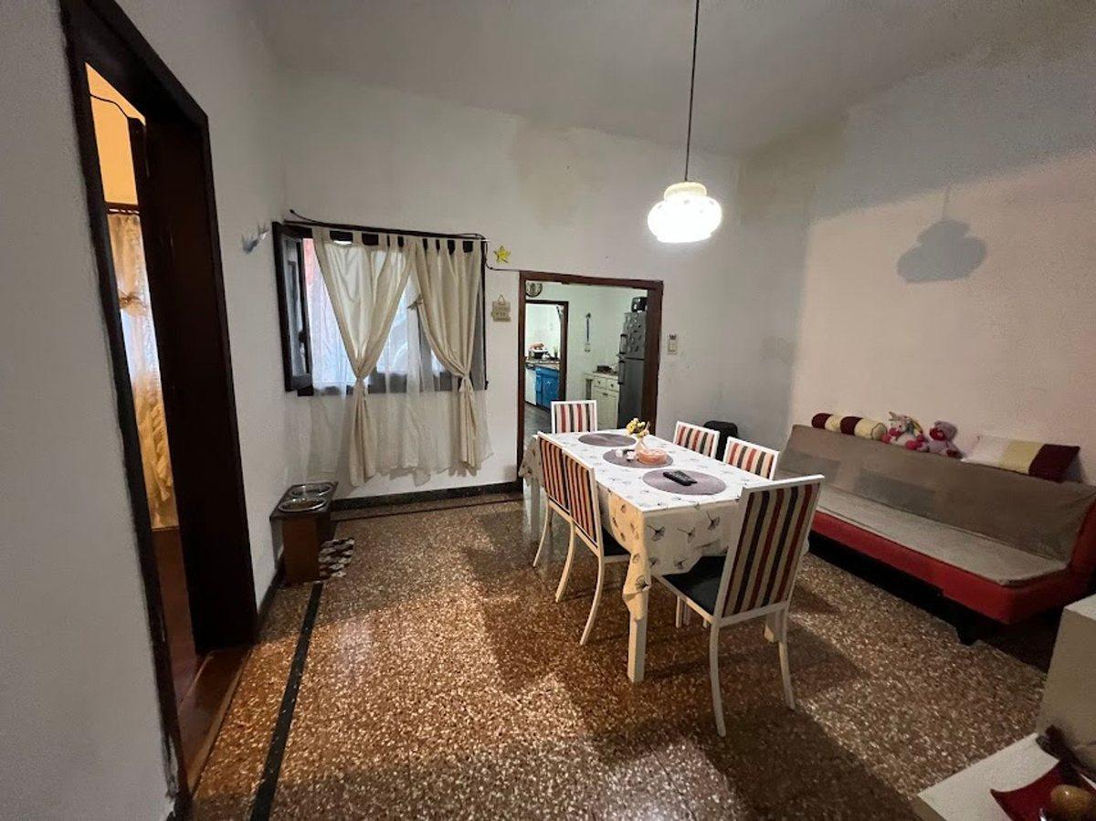 Foto de En venta casa de 3 ambientes en Lanús, imagen 3