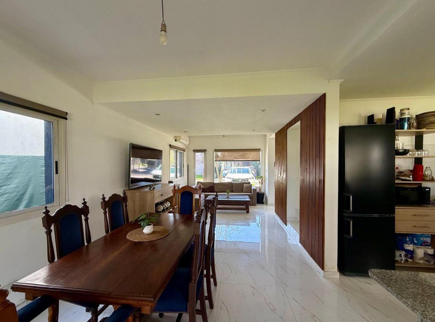 Foto de Venta 4 amb con parque y pileta en Ayres de Leloir, imagen 2