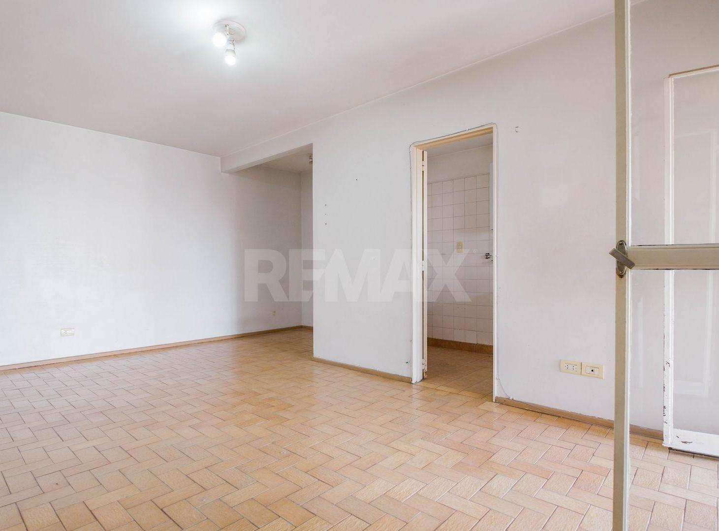 Foto de VENTA DPTO CABALLITO 2AMB C COCHERA, imagen 5