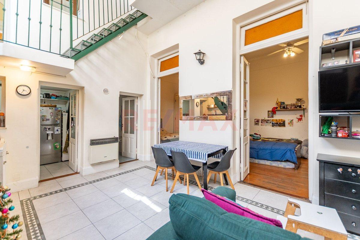Foto de VENTA PH de 3 ambientes con terraza en Caballito N, imagen 2
