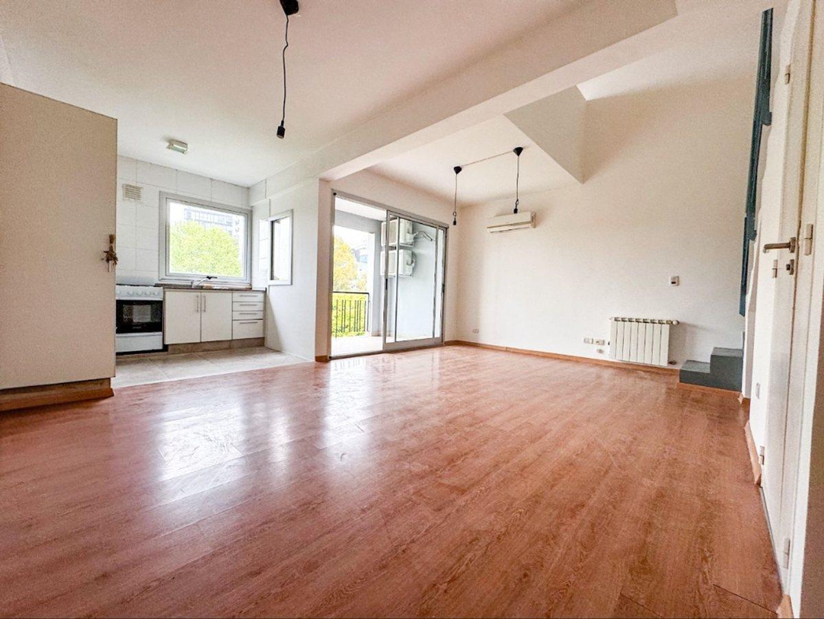 Foto de Alquiler Duplex 2amb balcon/cochera-Vicente Lopez, imagen 5