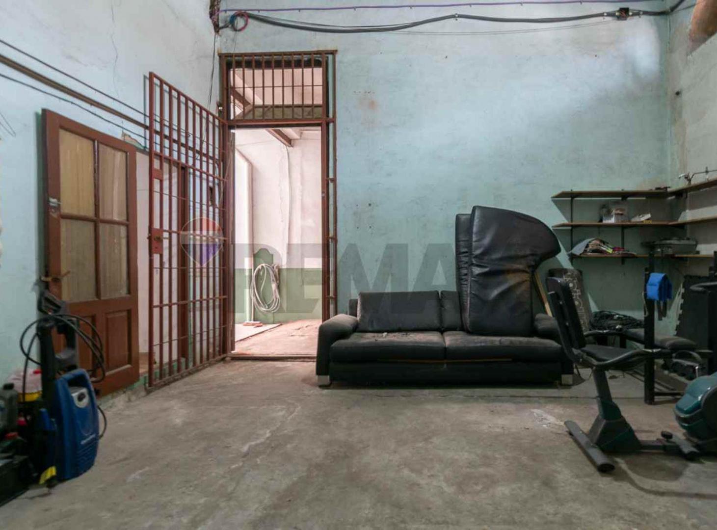 Foto de EXCELENTE CASA CON DEPOSITO - PARQUE CHACABUCO, imagen 5