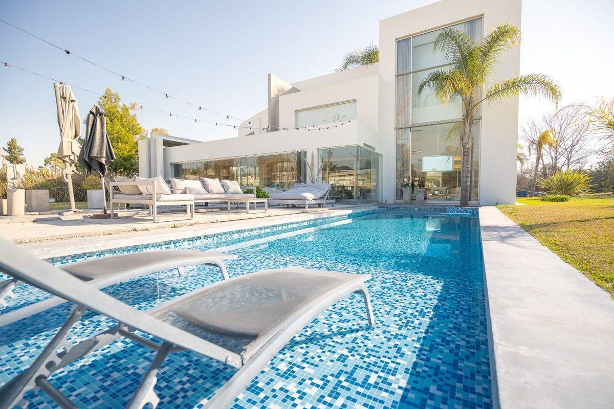 Foto de VENTA CASA EN SAINT THOMAS ESTE AL GOLF – CANNING, imagen 1