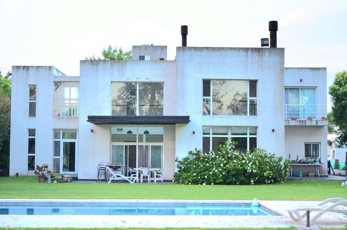 Foto de Venta Casa 5 amb. Bº Cerrado Santa Ana Fco.Alvarez, imagen 2