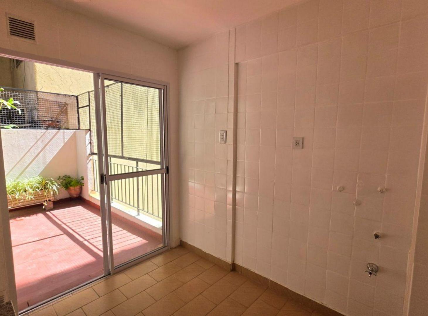 Foto de VENTA 2 AMBIENTES + PATIO ALMAGRO OPORTUNIDAD, imagen 3