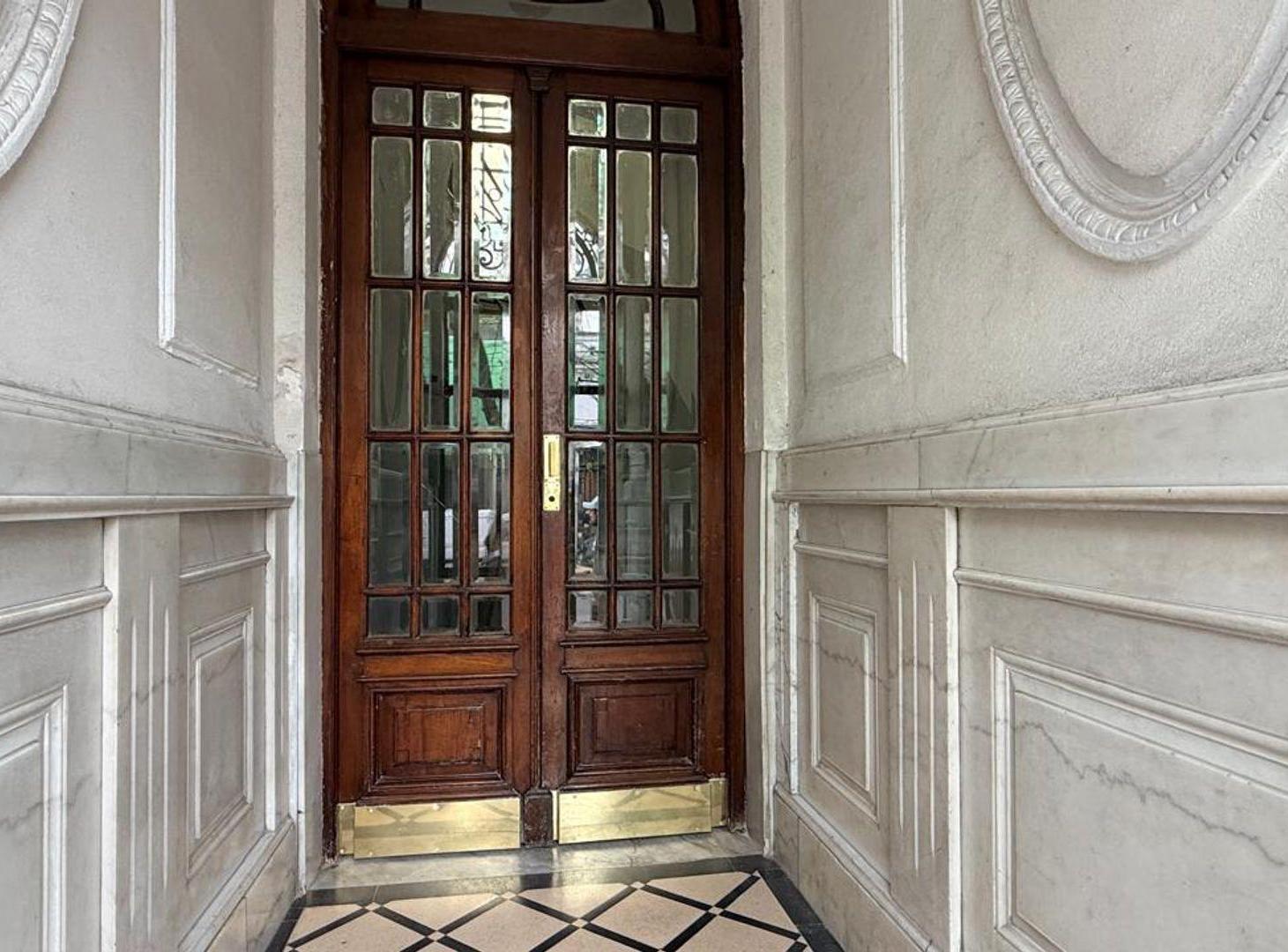 Foto de VENTA PH 3 AMB TERRAZA CABALLITO A REFACCIONAR, imagen 1