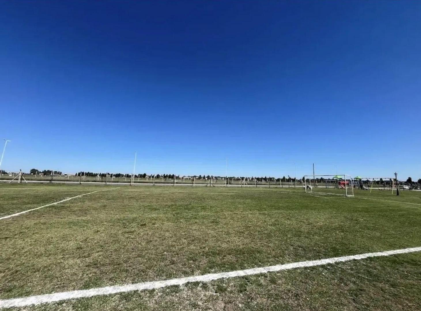 Foto de Venta de Lote en Barrio Cerrado San Simon Canning, imagen 2