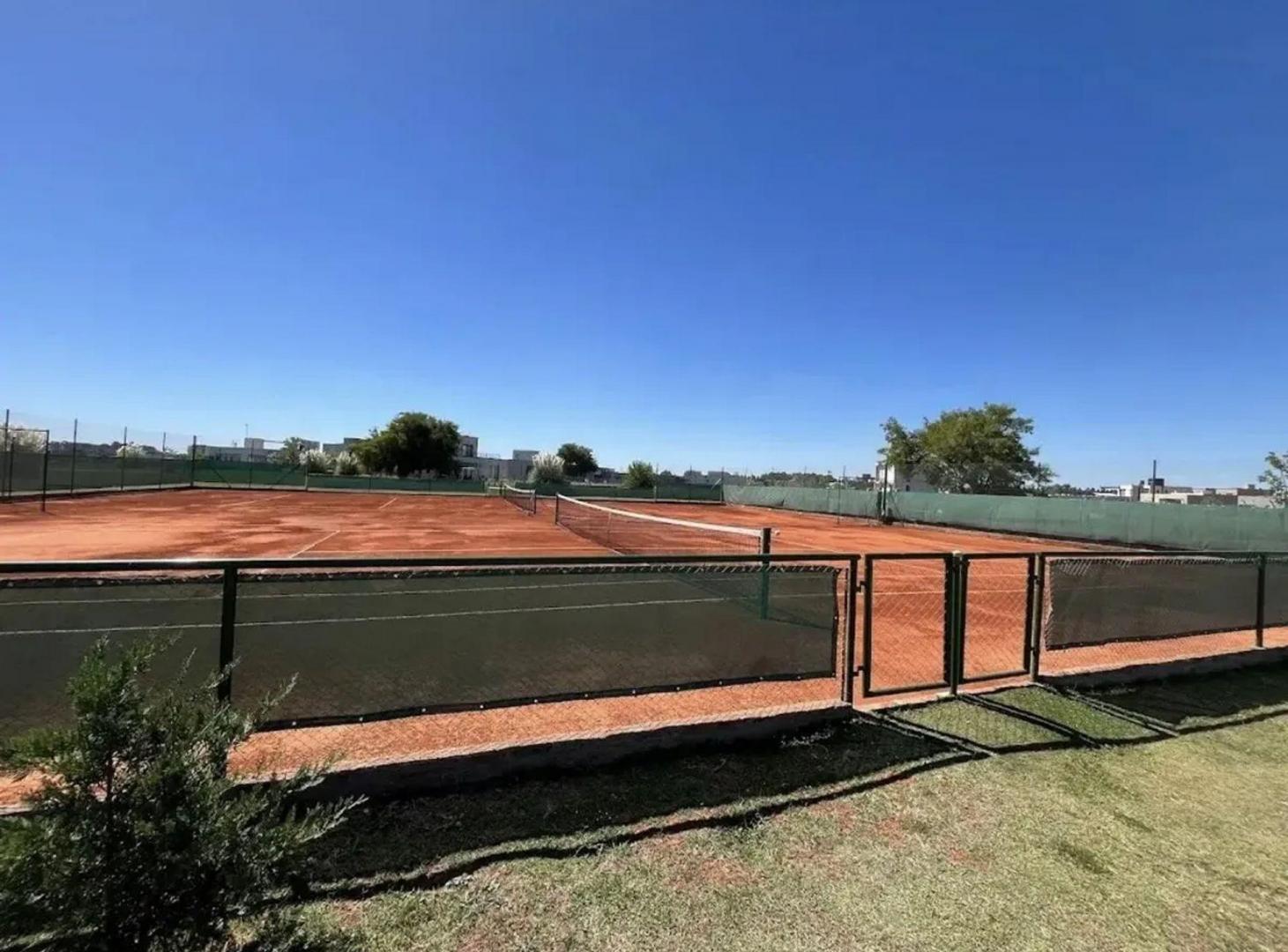 Foto de Venta de Lote en Barrio Cerrado San Simon Canning, imagen 4