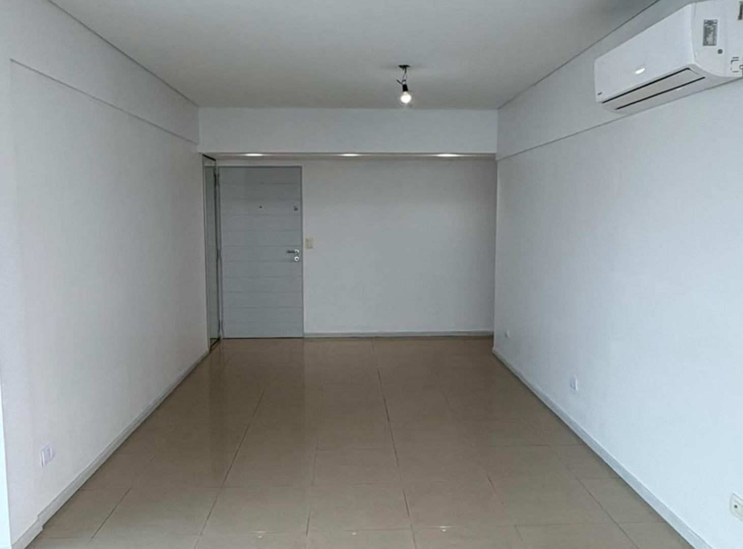 Foto de Alquiler 3 ambientes en Belgrano Sky View c/coch., imagen 2