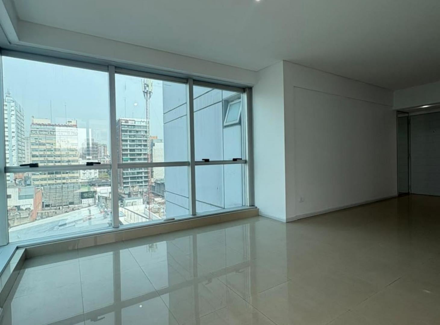 Foto de Alquiler 3 ambientes en Belgrano Sky View c/coch., imagen 1