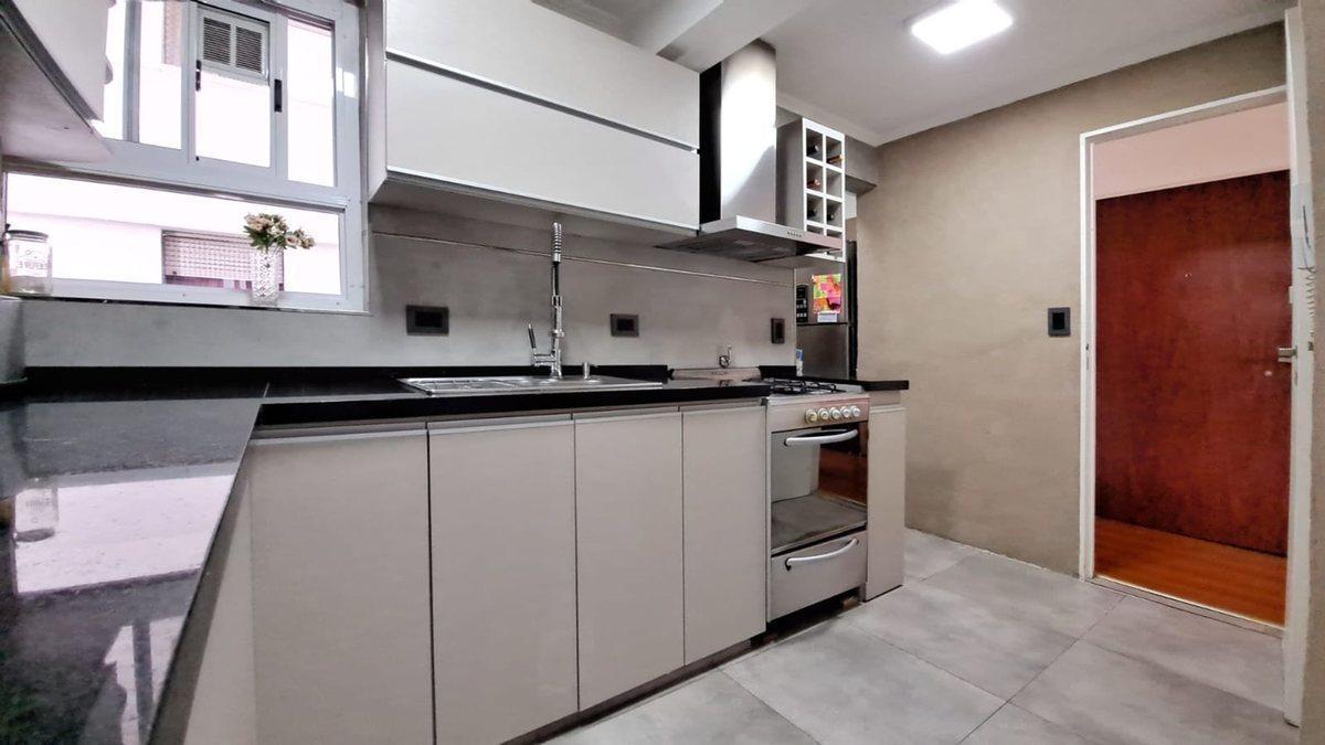 Foto de Depto 4 amb con balcón en venta en Almagro, imagen 3