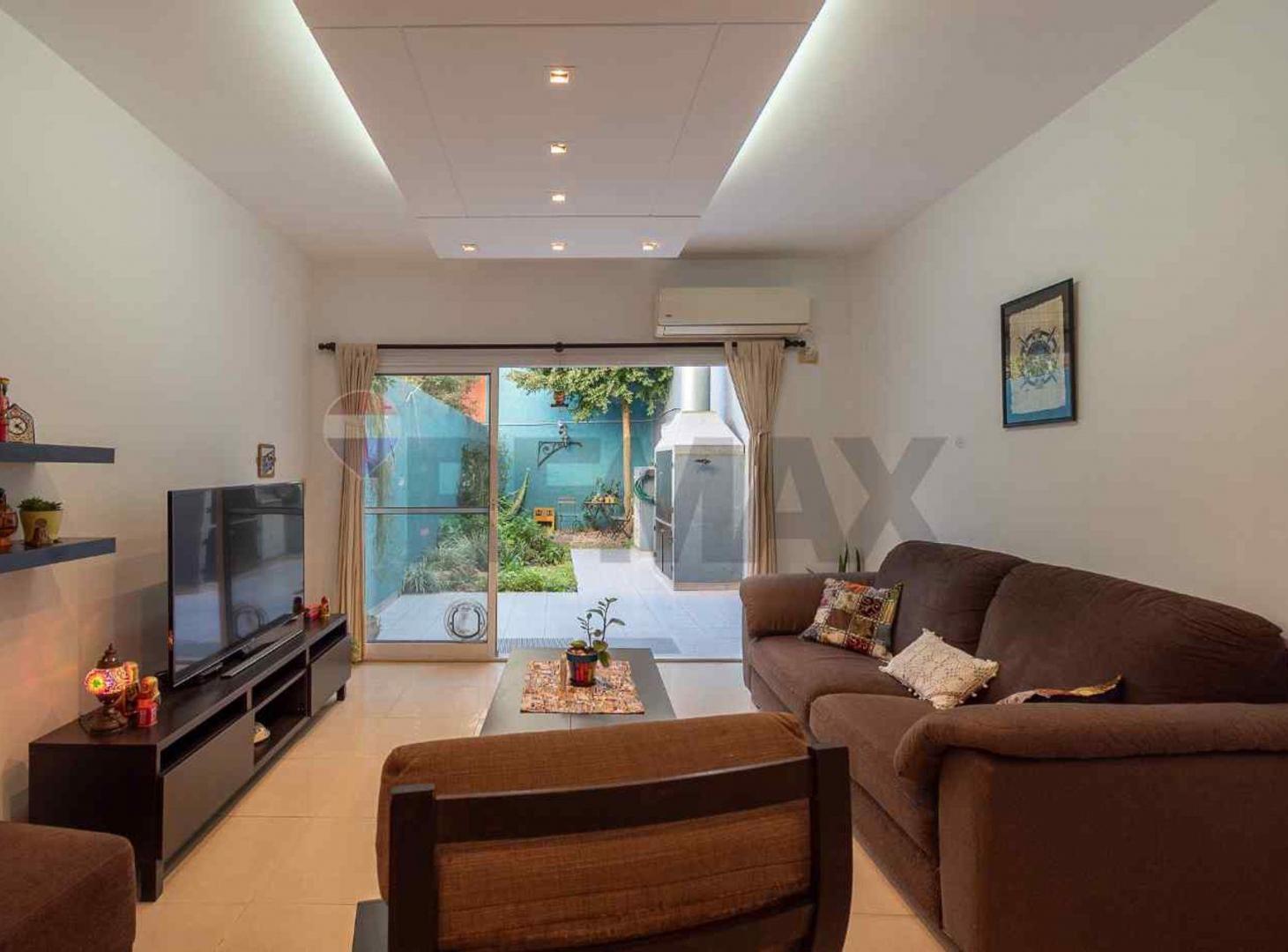 Foto de VENTA TRIPLEX 5 AMB C/COCHERA JARDIN VILLA MITRE, imagen 2