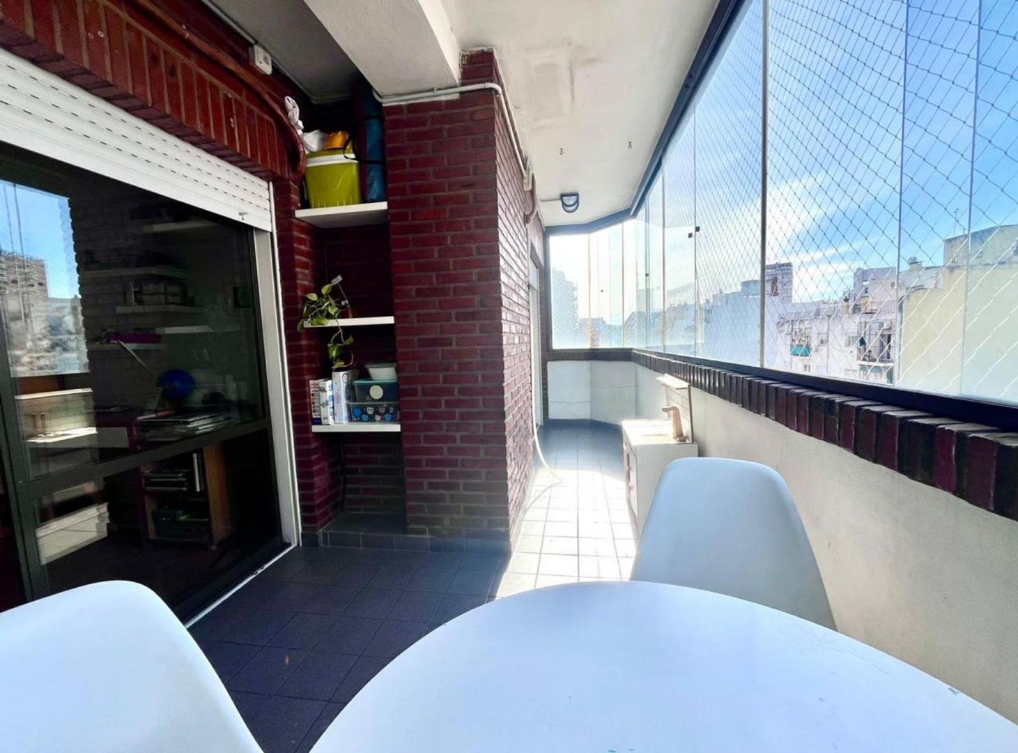 Foto de VENTA,3 AMB,CABALLITO C/ COCHERA CUB,FIJA, imagen 1