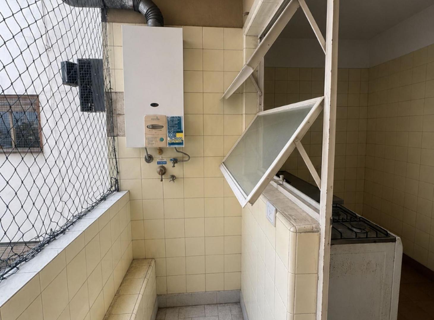 Foto de VENTA DPTO 2 AMB EN SAN TELMO, imagen 2