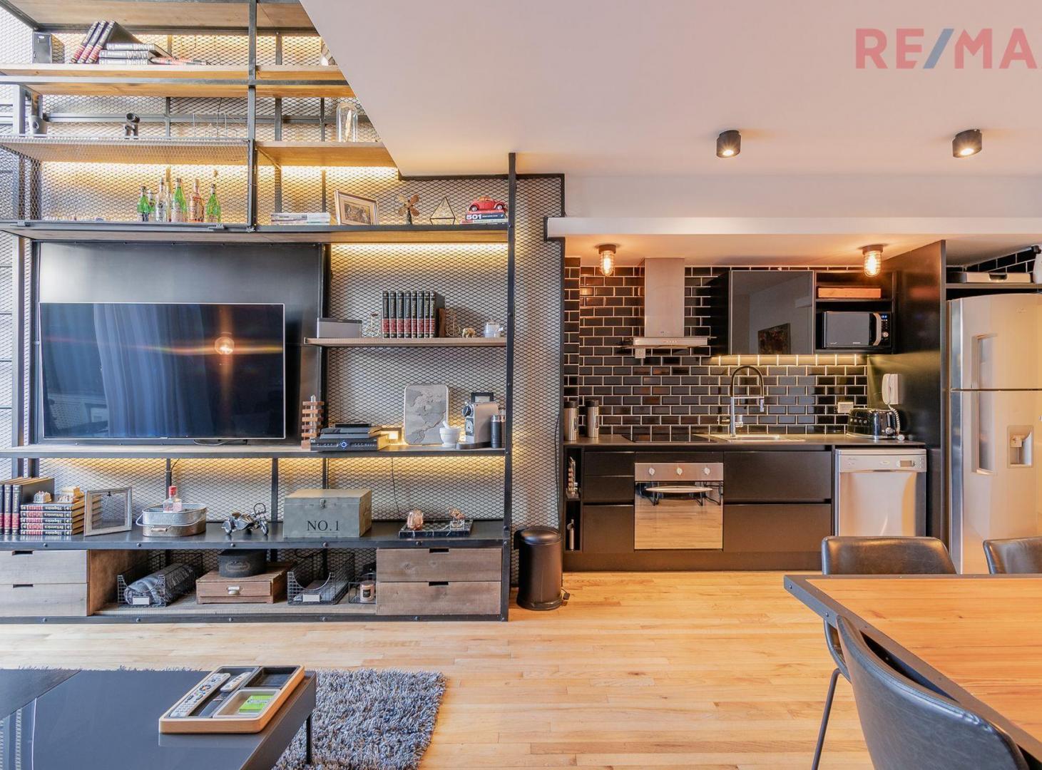 Foto de VENTA LOFT 2 AMB DUPLEX PATIO Y COCHERA- PALERMO, imagen 3