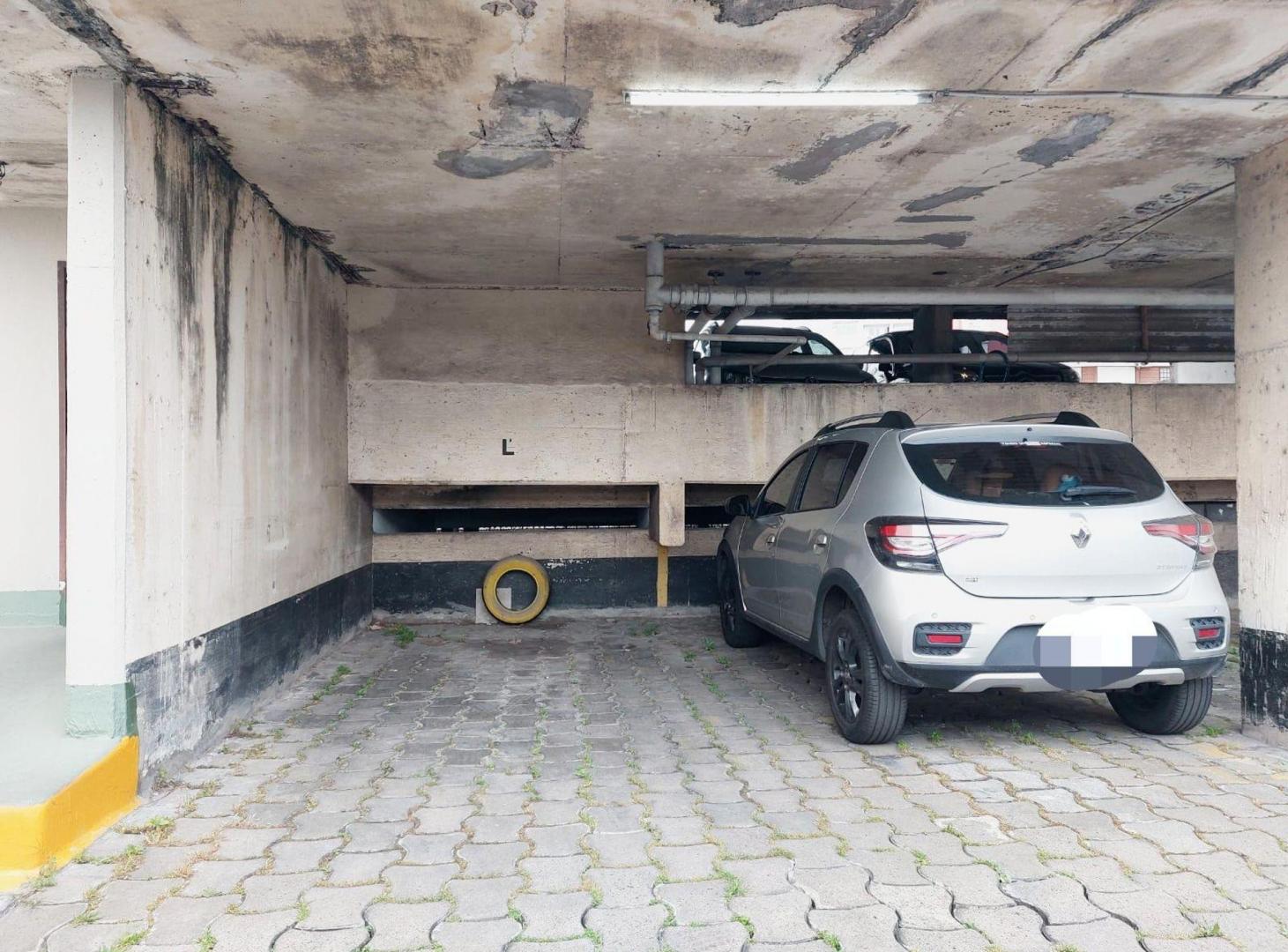Foto de COCHERA EN VENTA EN ALMAGRO EN EDIF. DE COCHERAS, imagen 1