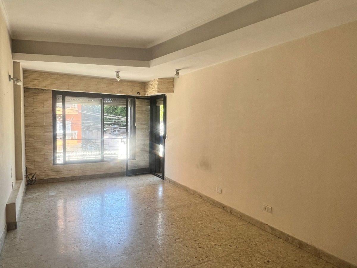 Foto de PH 4 amb al frente VENTA, con terraza en CASEROS, imagen 1