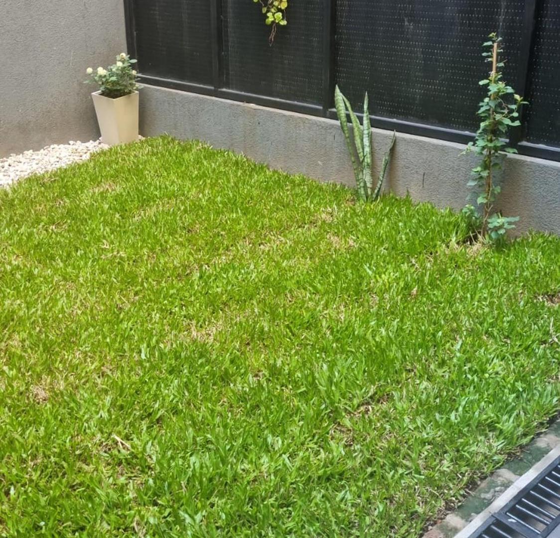 Foto de VENTA DEPTO. 2 AMBIENTES CON JARDÍN Y PARRILLA !!, imagen 2