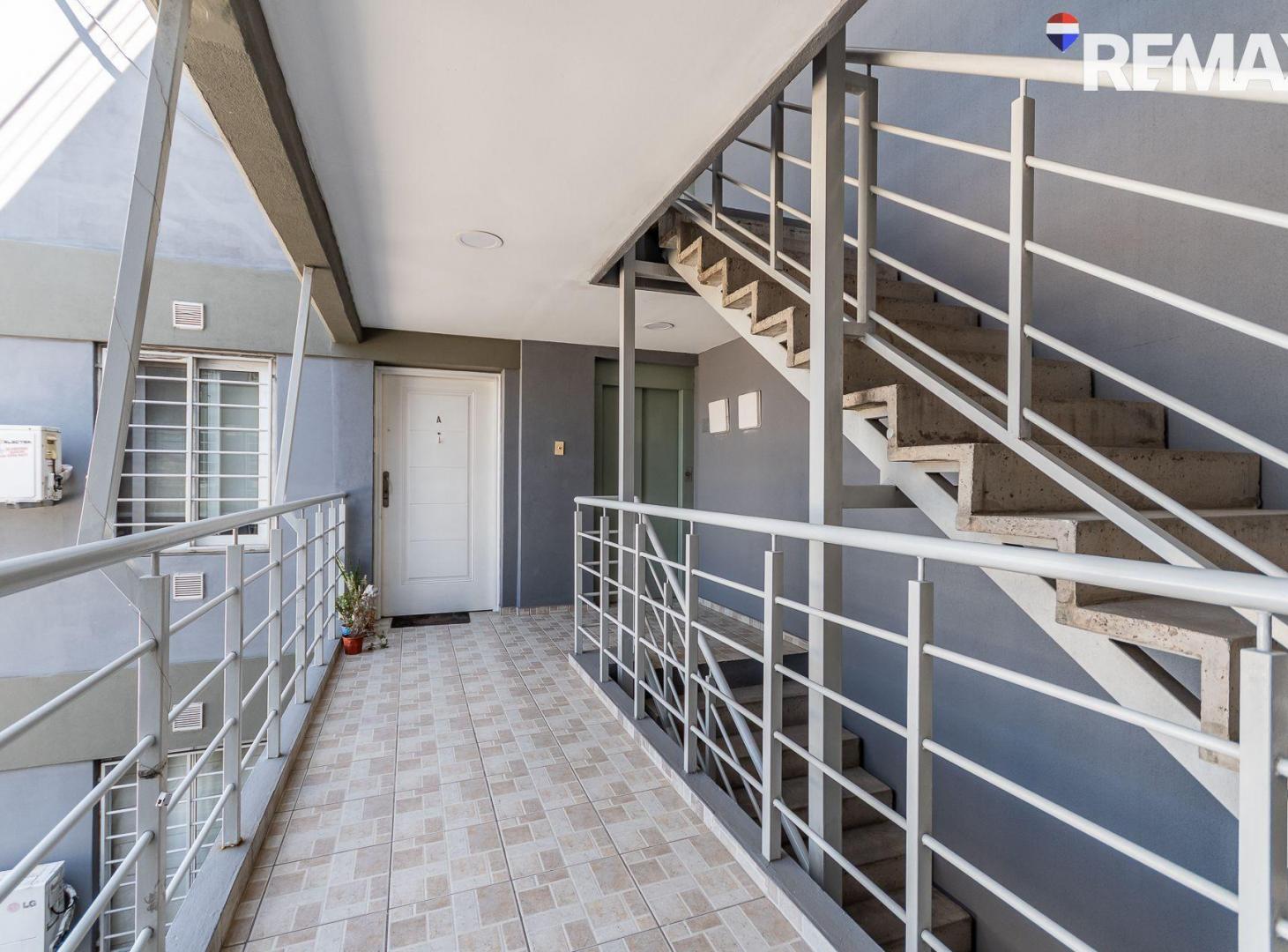 Foto de VENTA MONOAMBIENTE CON COCHERA - LUGANO, imagen 3