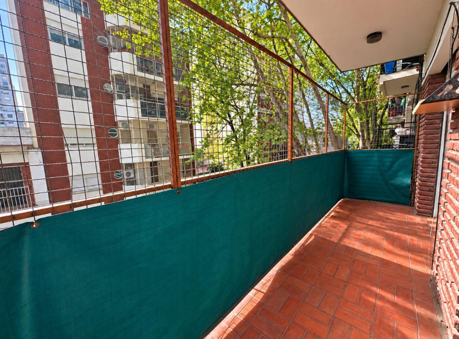 Foto de Venta dos ambientes con balcón y amplia cocina, imagen 1