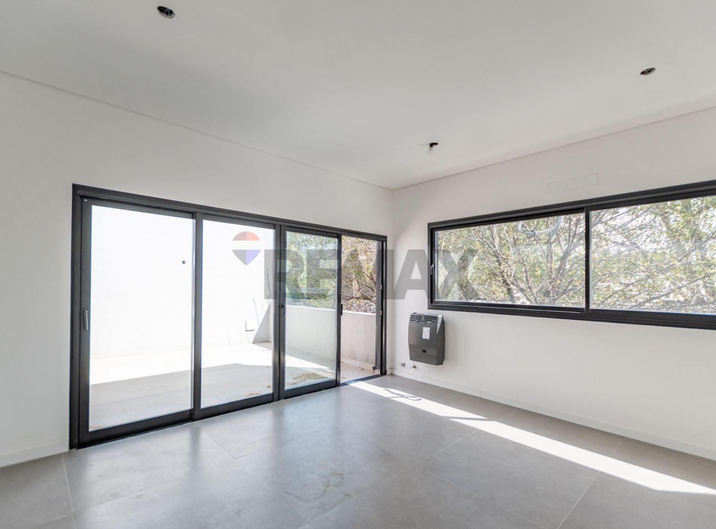 Foto de VENTA PH 3 AMB FRENTE PLAYROOM TERRAZA PATERNAL, imagen 1