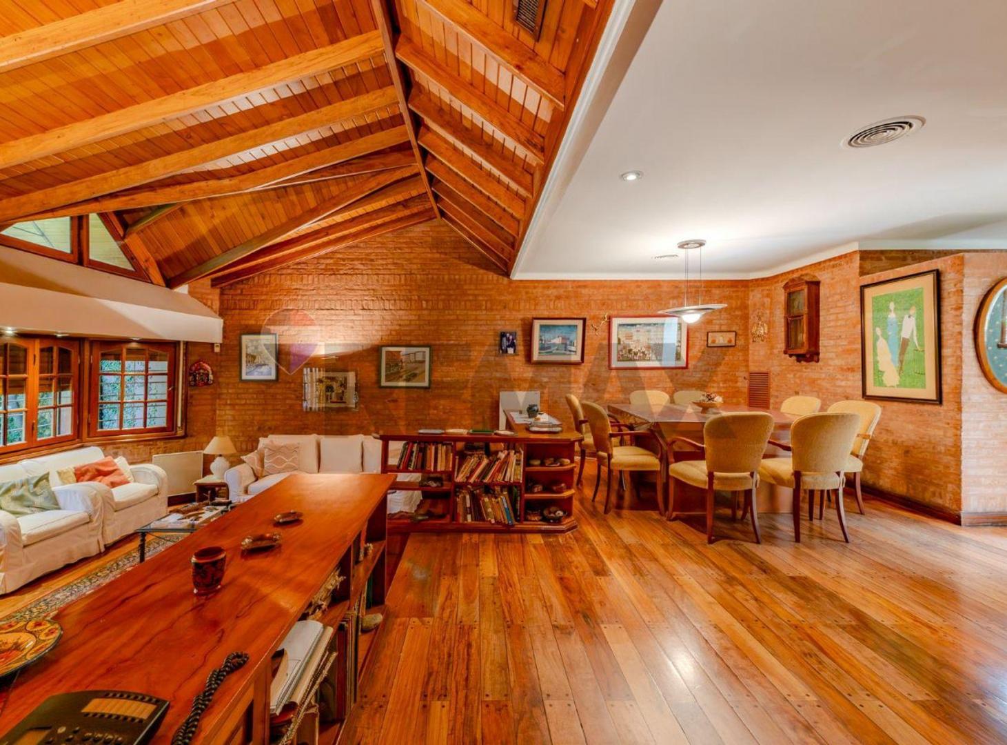Foto de OPORT. CASA TRIPLEX CON JARDÍN, QUNCHO Y PARRILLA, imagen 3