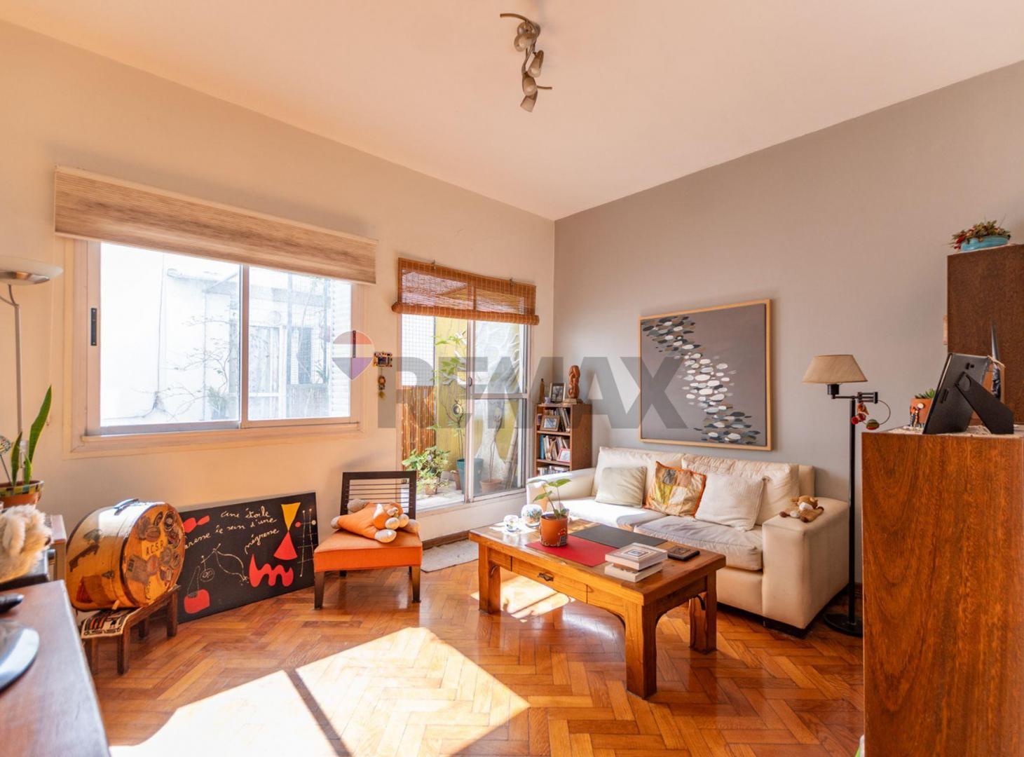 Foto de Venta Departamento 2 Amb en Recoleta c/Patio, imagen 2