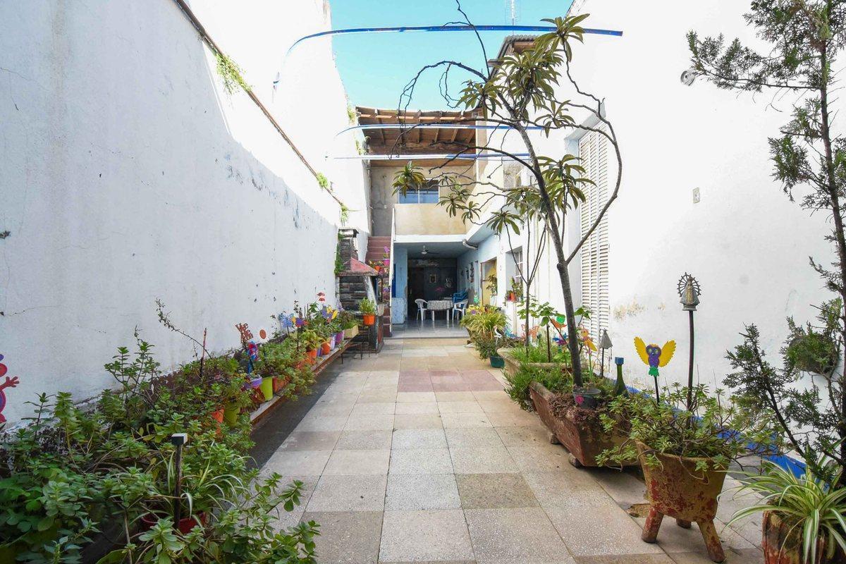 Foto de VENTA DE CASA MULTIFAMILIAR EN PARQUE CHACABUCO, imagen 2