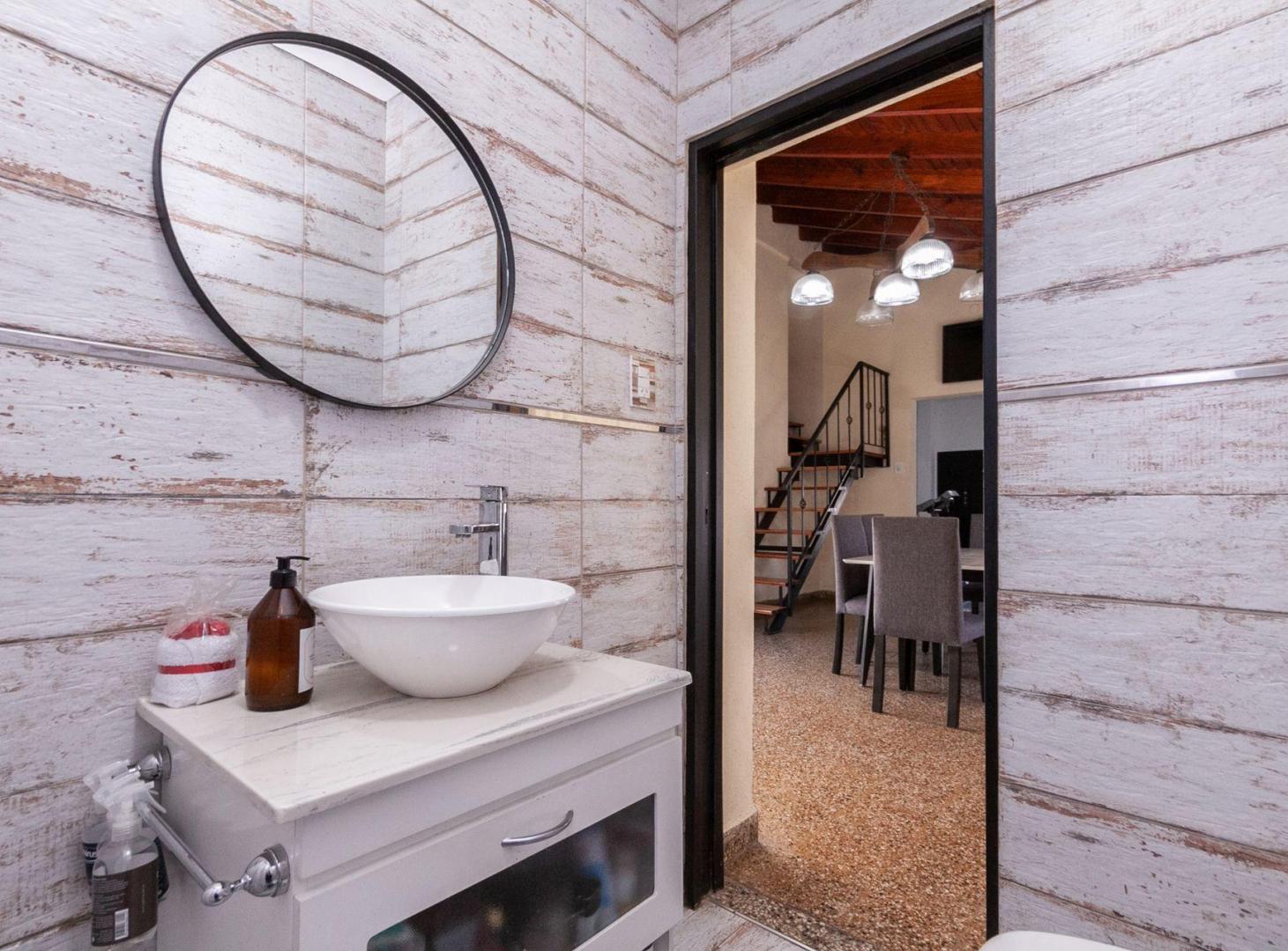 Foto de VENTA CASA 3 AMB COCHERA PATIO QUINCHO LANUS, imagen 5